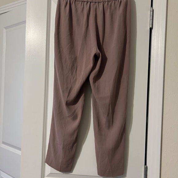 Babaton - Picture 6 of 9